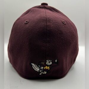 Minnesota Golden Gophers ball cap. Goldie